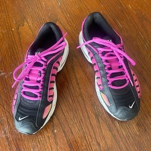 Nike Max Air Women's sz 8, gently used